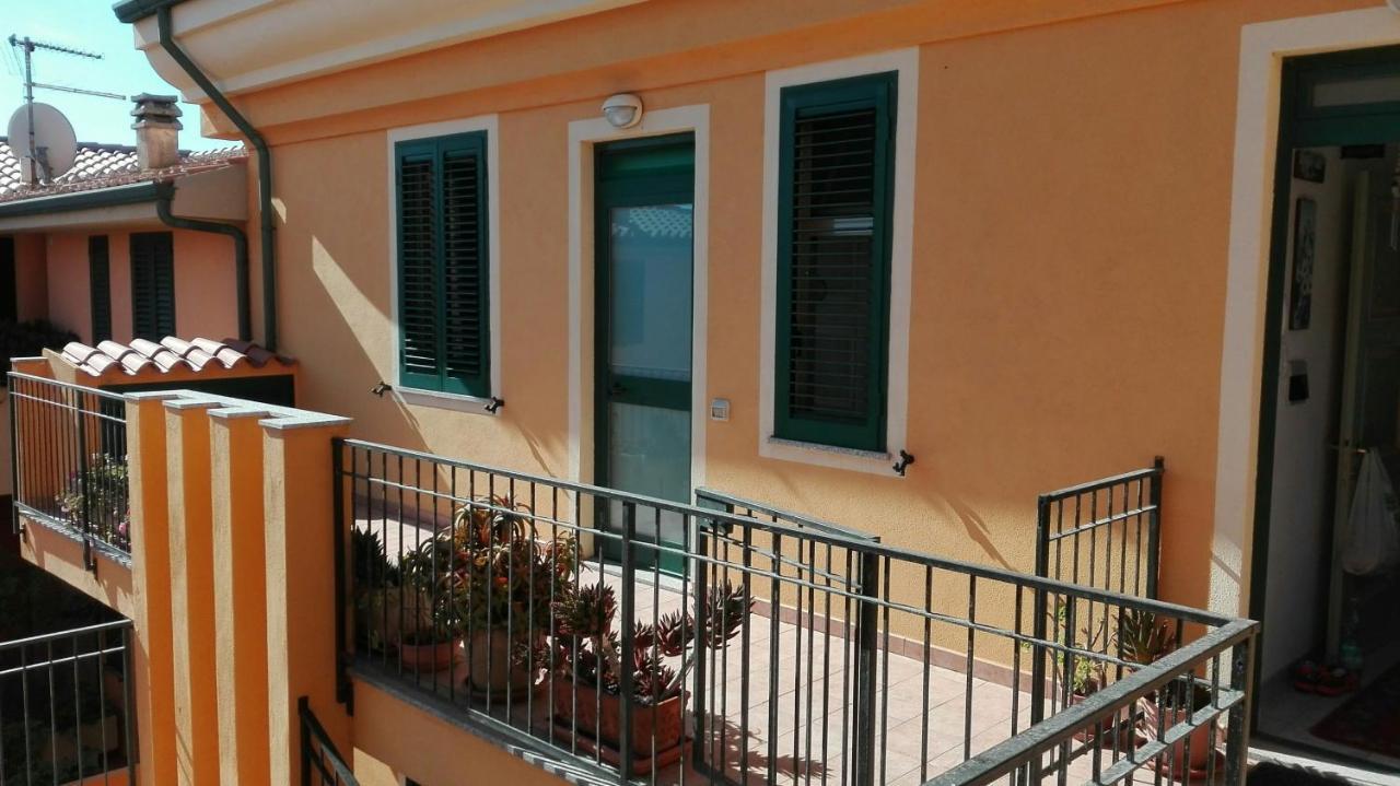 Appartamento In Paese A Santa Teresa Di Gallura Zewnętrze zdjęcie